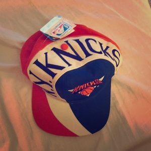 Vintage knicks cap tag still on some real drip